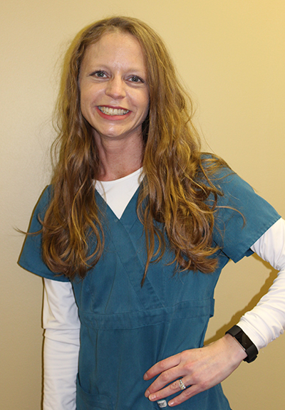 Amanda, a registered dental hygienist for Smiles by Samantha in Lebanon, TN