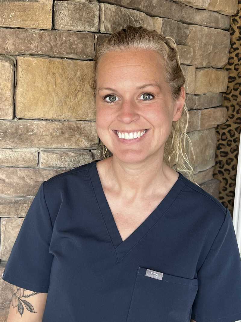 Sara, a registered dental hygienist for Smiles by Samantha in Lebanon, TN